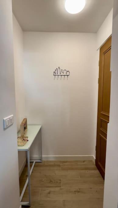 Charmant 3 Pieces Idealement Situe Menton Exteriör bild